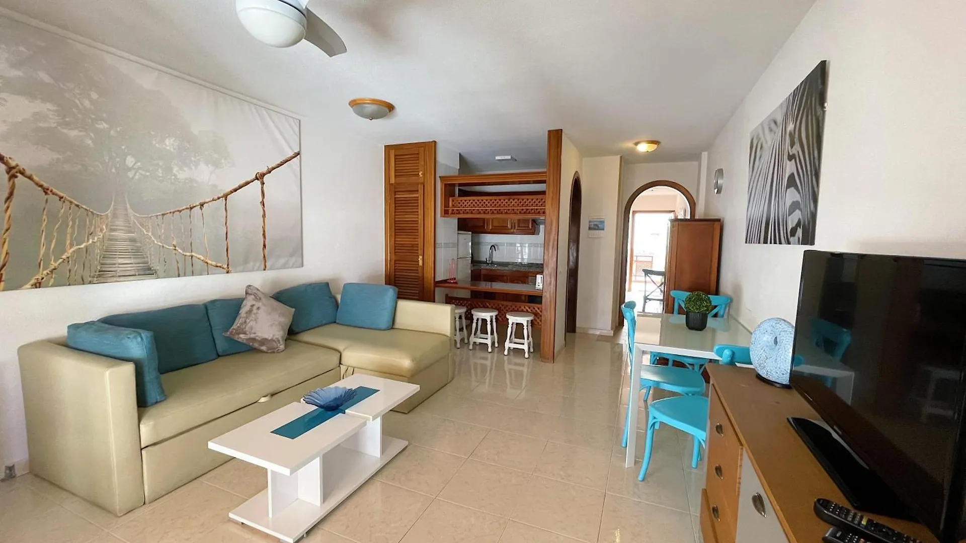 Edificio Don Antonio Apartment Los Cristianos  Spain